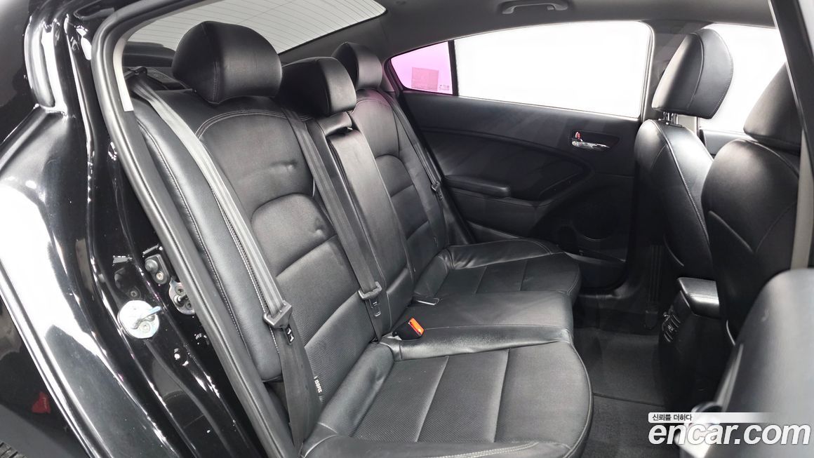 Kia K3 2015