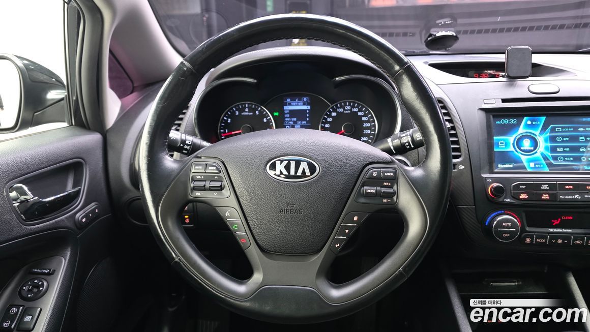 Kia K3 2015