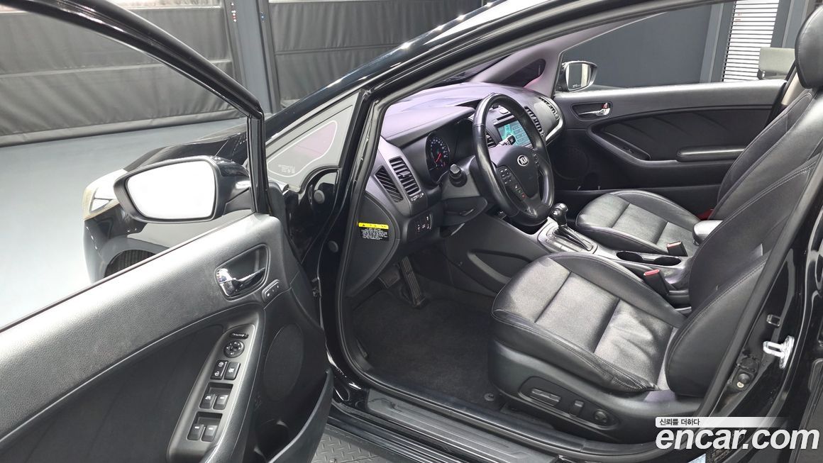 Kia K3 2015