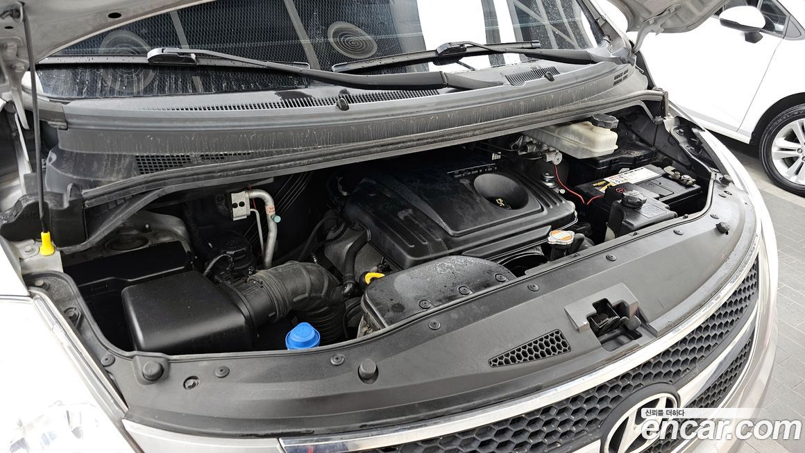 Hyundai Starex 2011