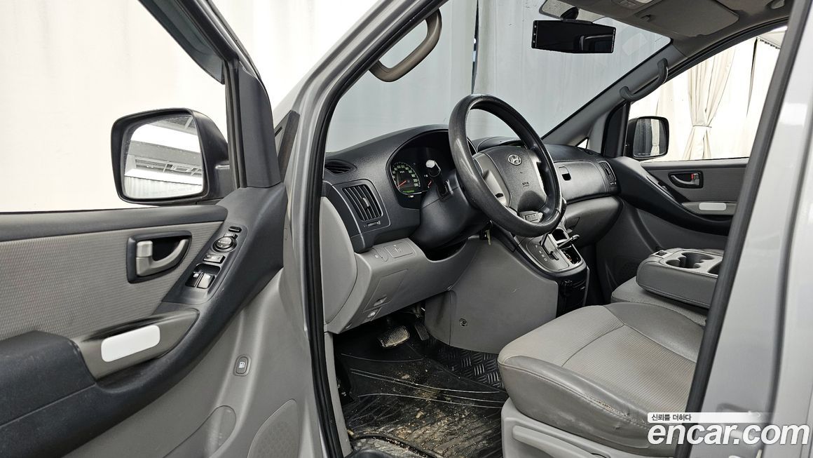 Hyundai Starex 2011