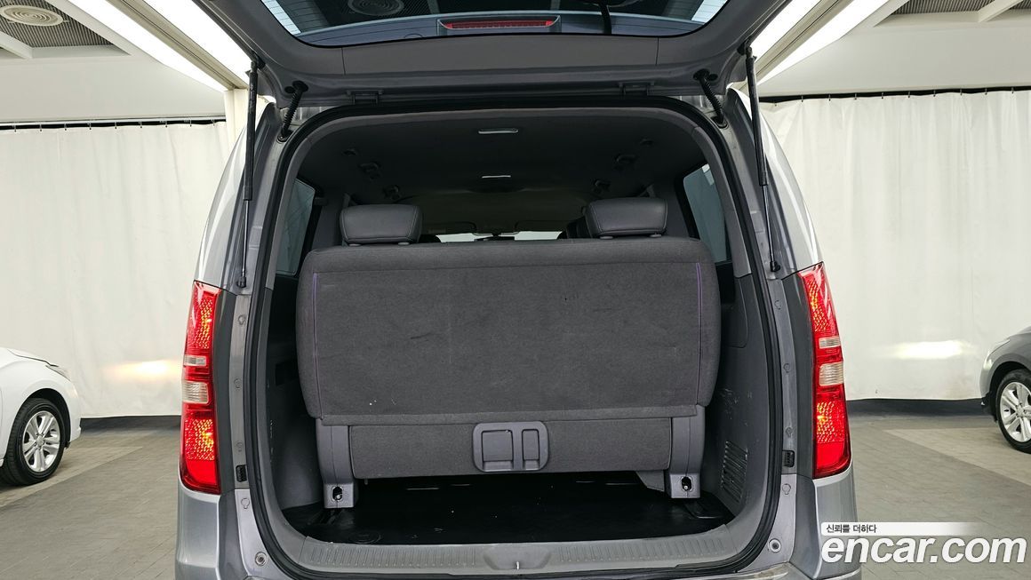 Hyundai Starex 2011