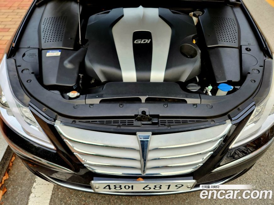 Hyundai Genesis 2013