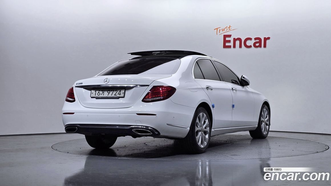 Mercedes-Benz E-Class 2017