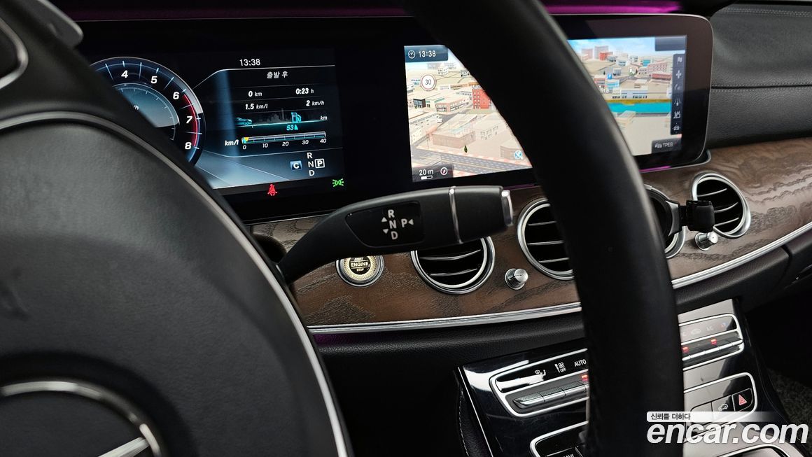 Mercedes-Benz E-Class 2017