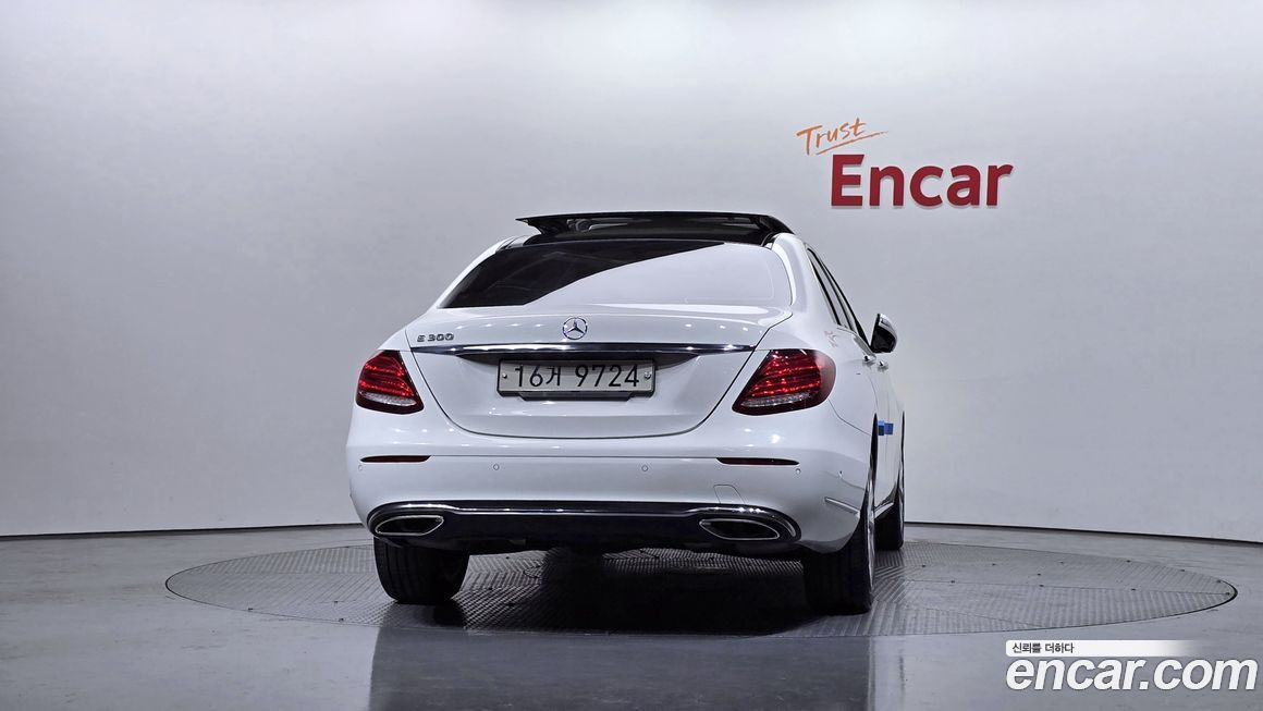 Mercedes-Benz E-Class 2017