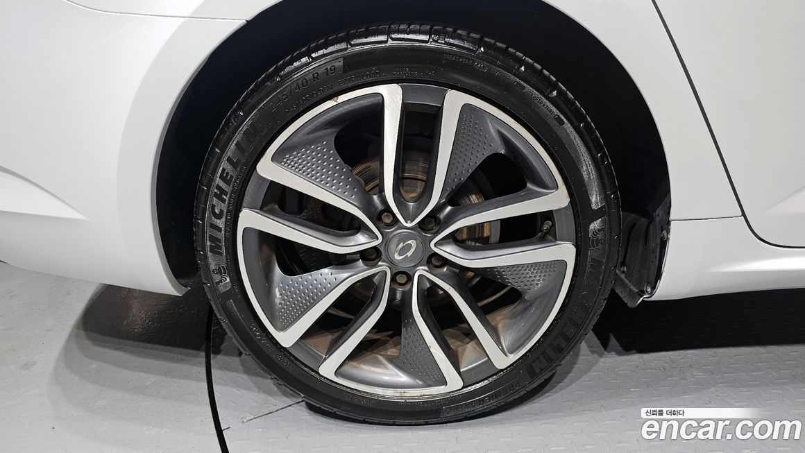 Renault-KoreaSamsung SM6 2016