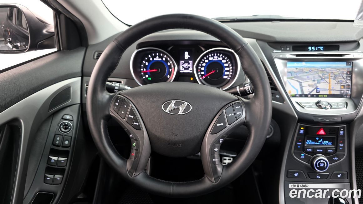 Hyundai AVANTE 2015