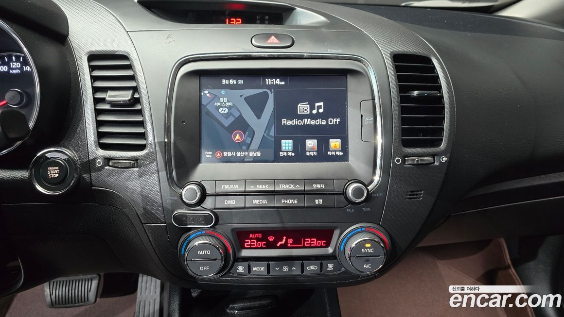 Kia K3 2016