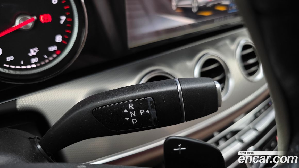 Mercedes-Benz E-Class 2018