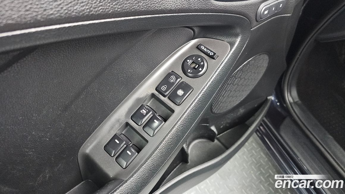 Kia K3 2016