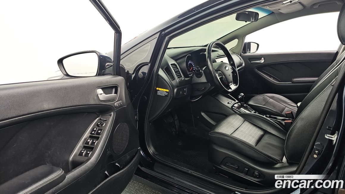 Kia K3 2016