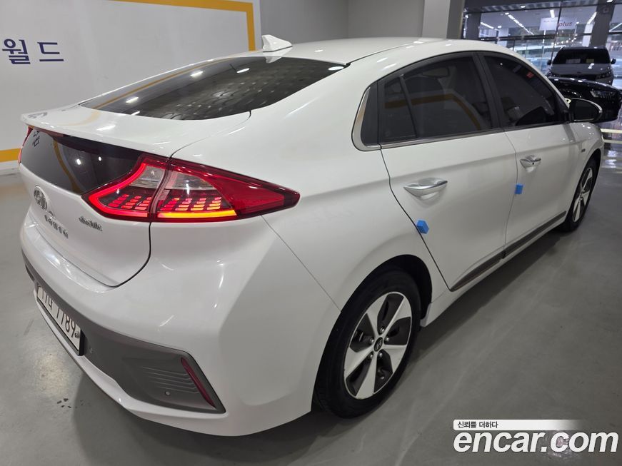 Hyundai Ioniq 2017