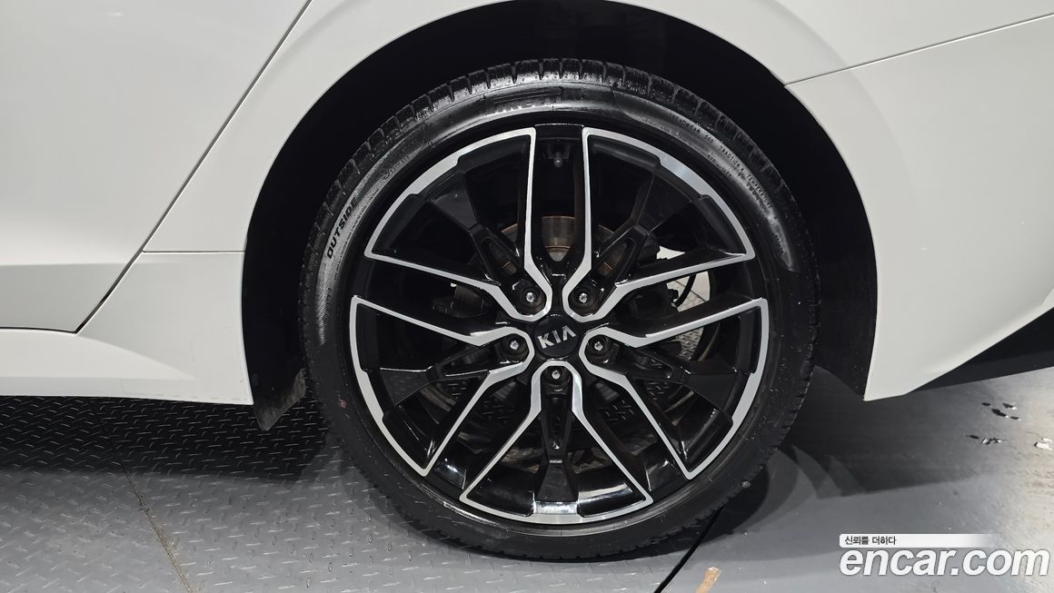 Kia K5 2021