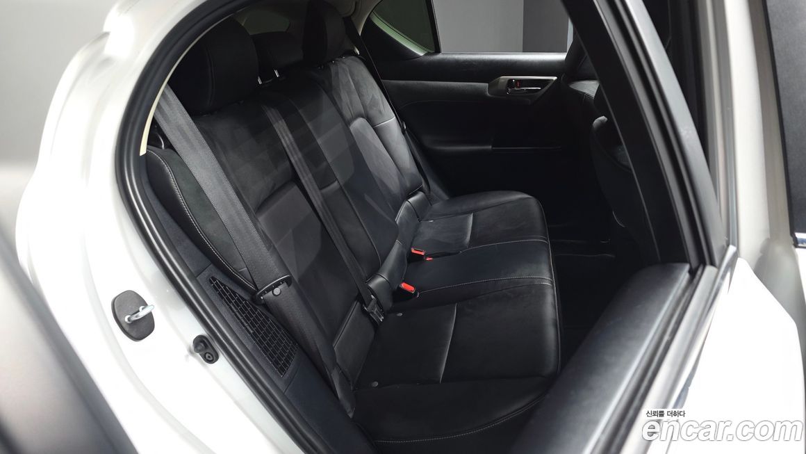 Lexus CT200h 2018