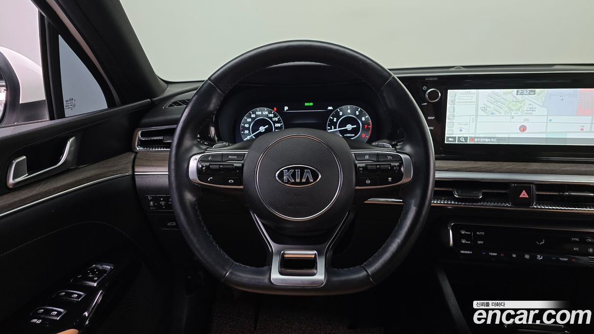 Kia K5 2021