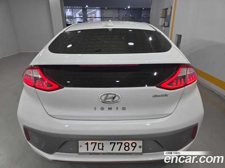 Hyundai Ioniq 2017