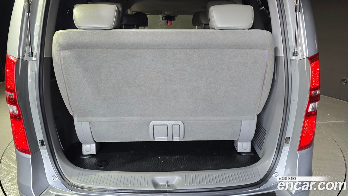 Hyundai Starex 2016