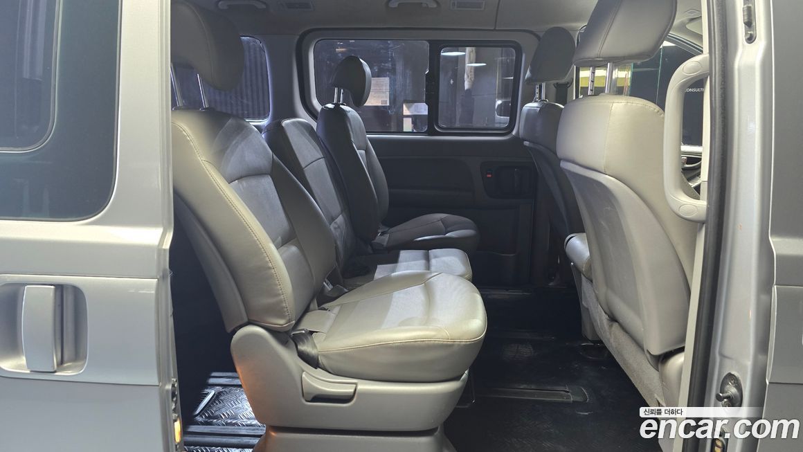 Hyundai Starex 2016