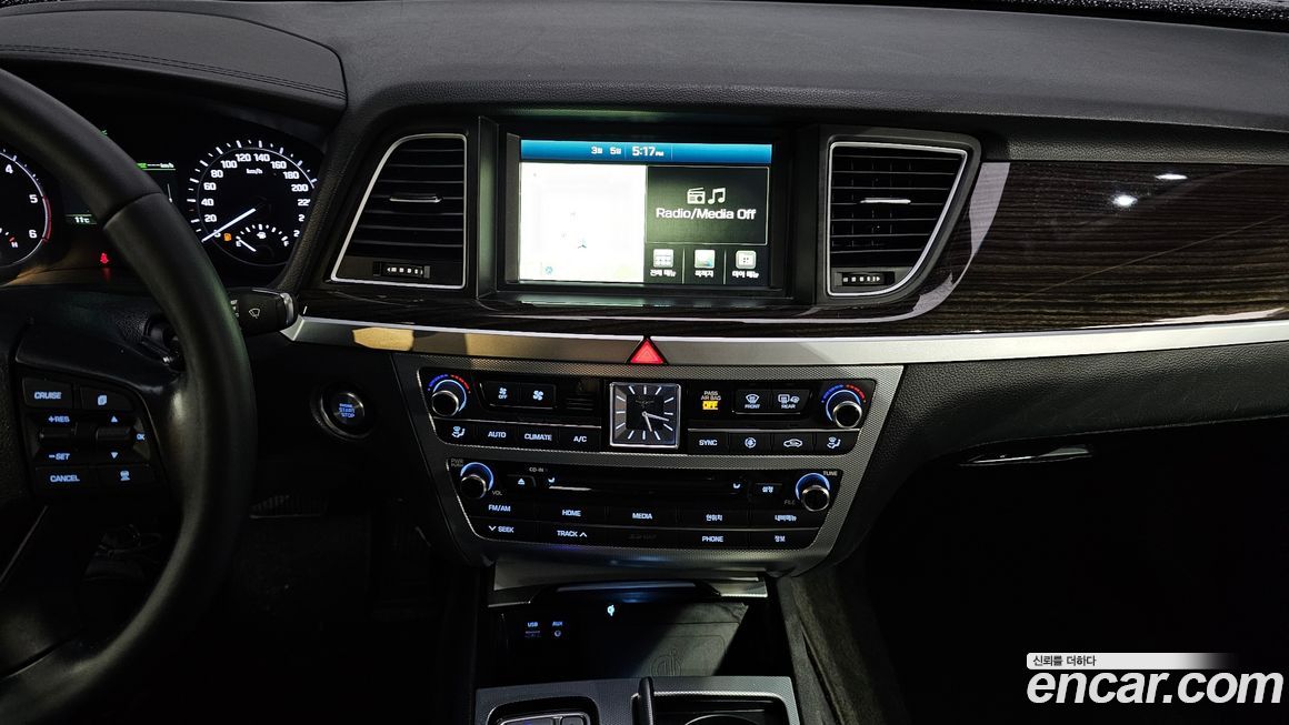 Genesis G80 2018