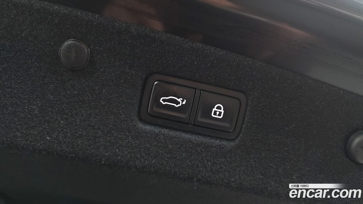 Kia K8 2023
