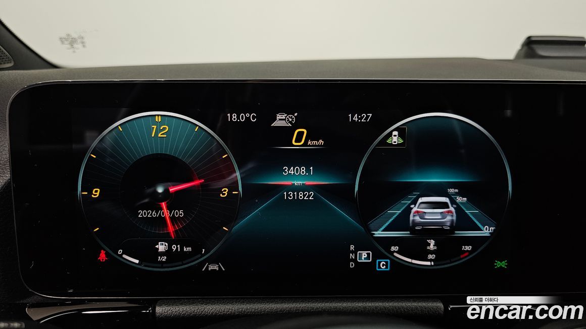 Mercedes-Benz GLA-Class 2021