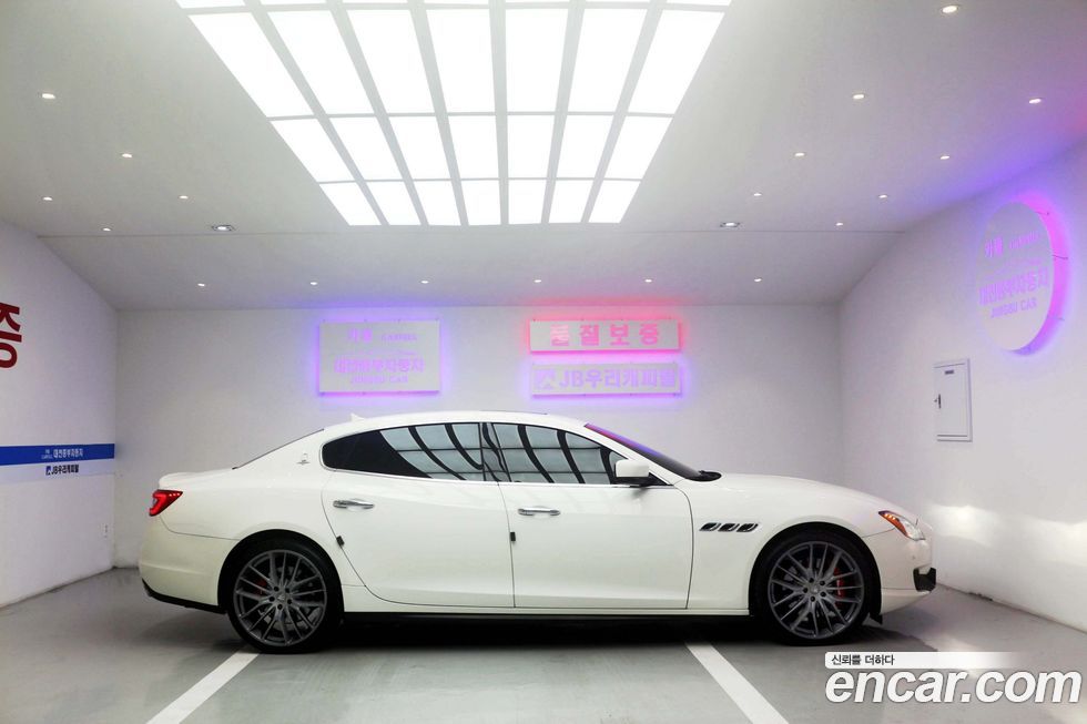 Maserati Quattroporte 2016