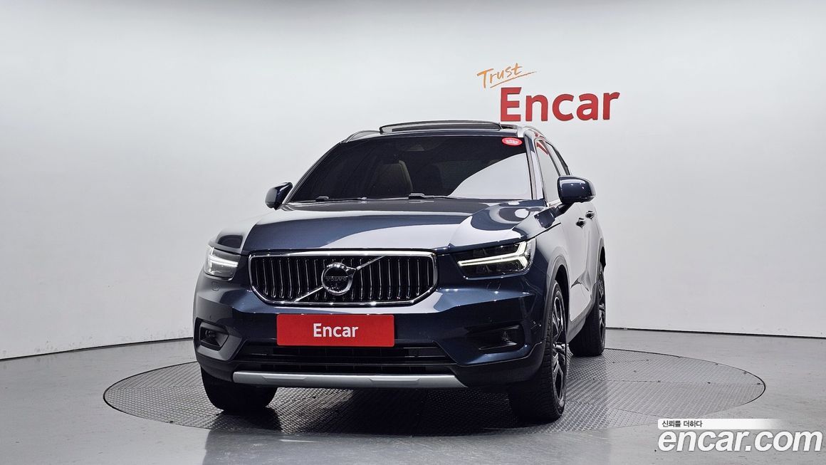 Volvo XC40 2021