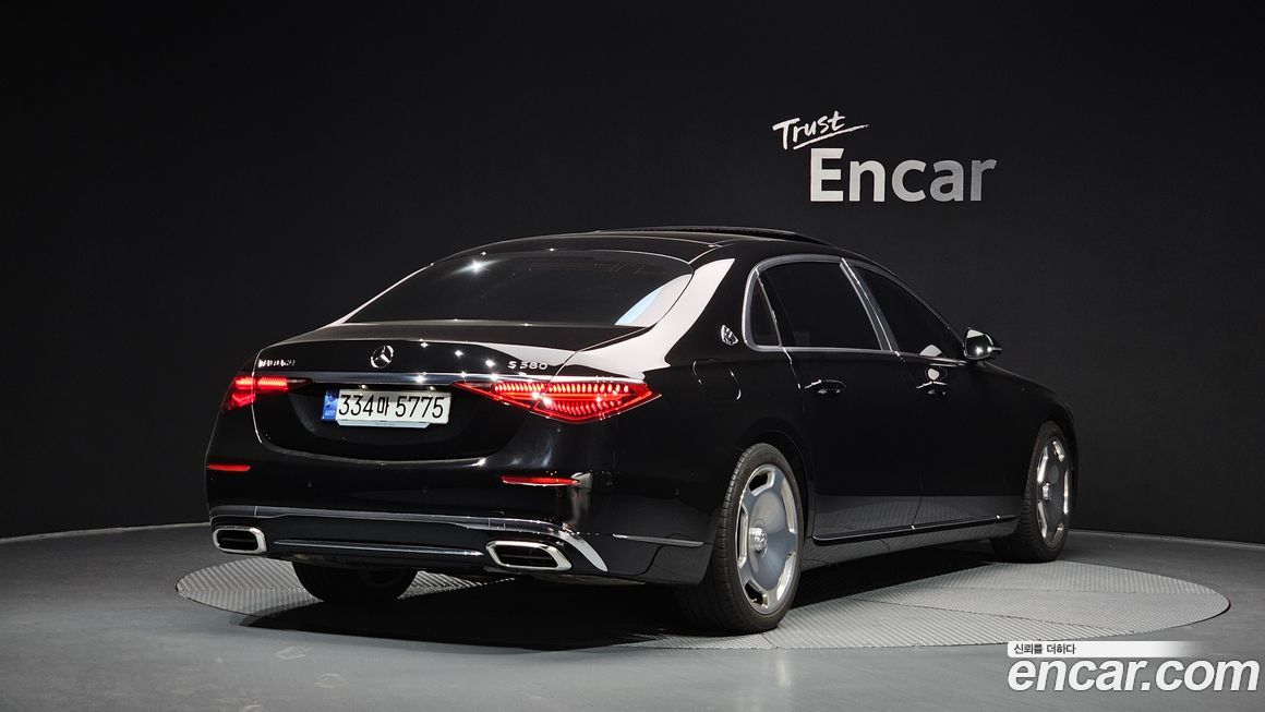 Mercedes-Benz S-Class 2023