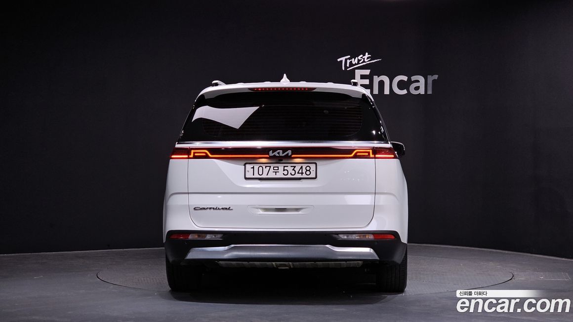 Kia Canival 2021