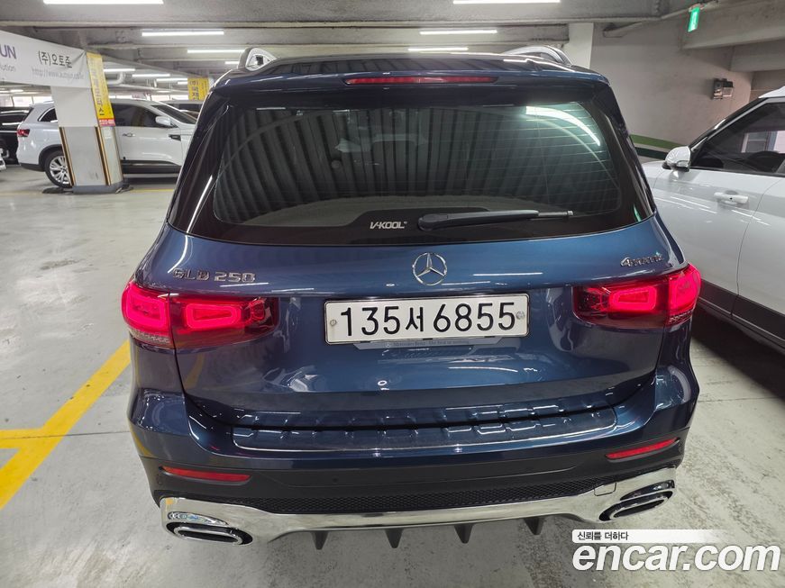 Mercedes-Benz GLB-Class 2020