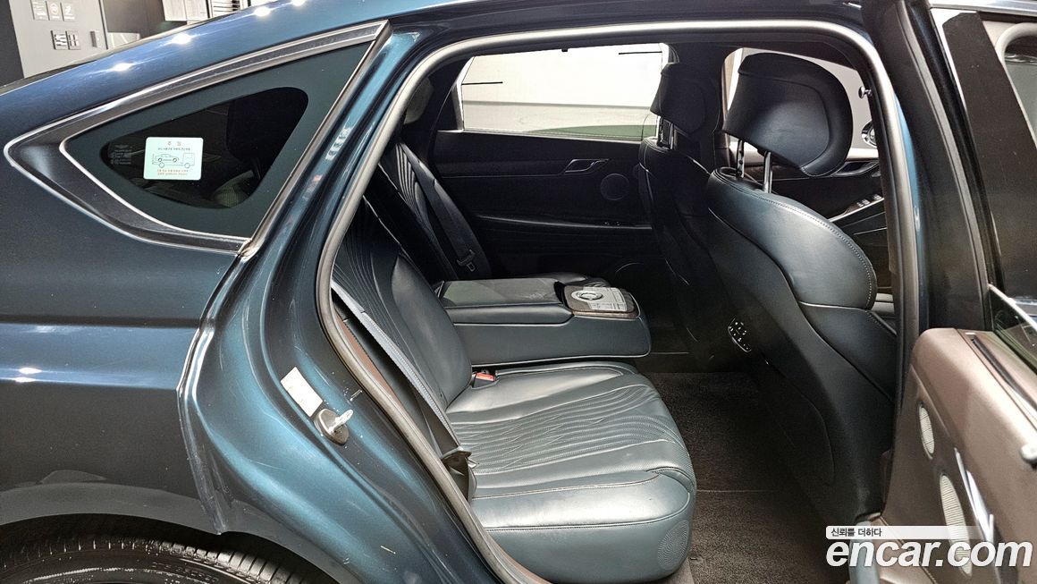 Genesis G80 2021