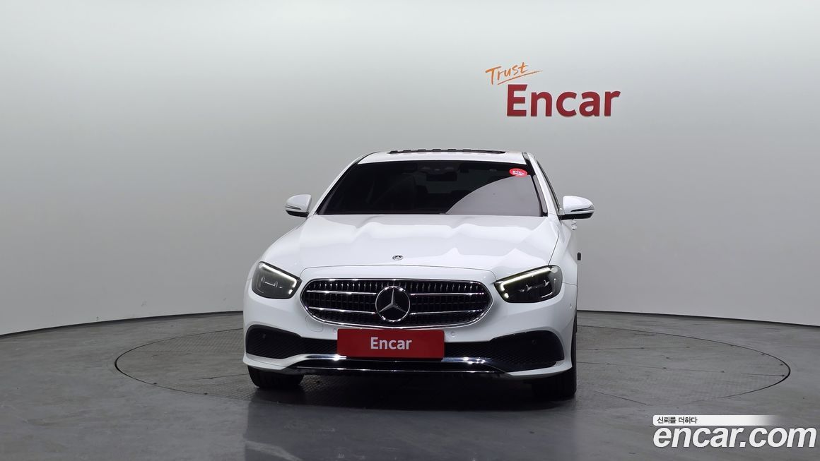 Mercedes-Benz E-Class 2021