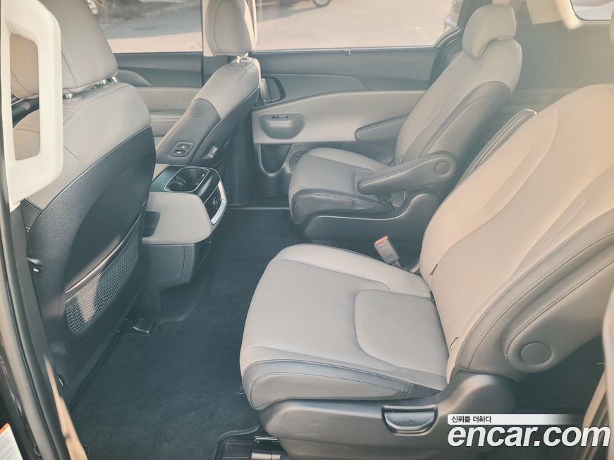 Kia Canival 2025
