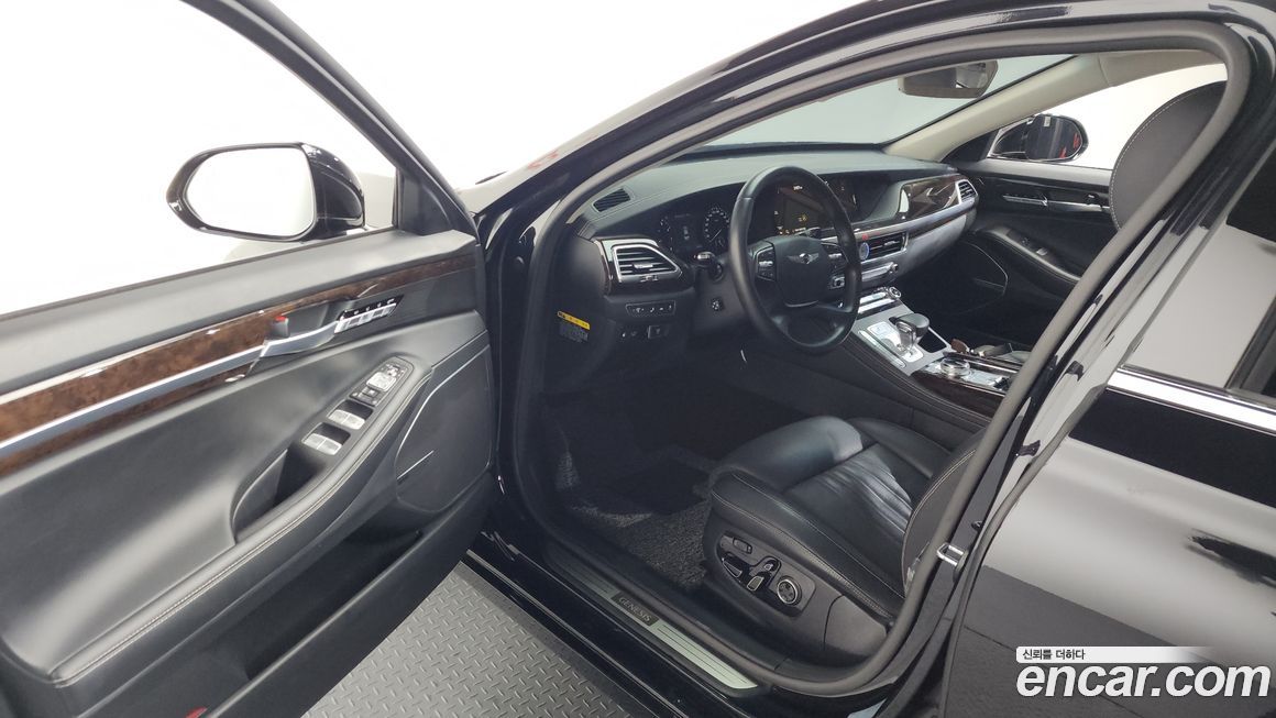 Genesis G90 2021