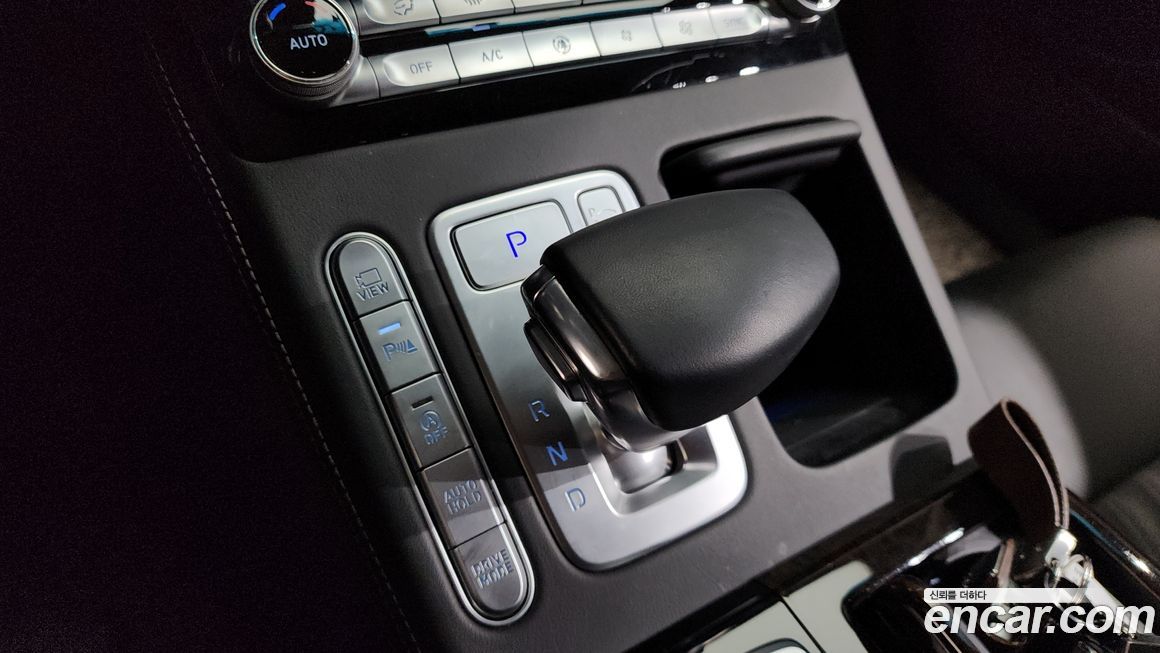 Genesis G90 2021