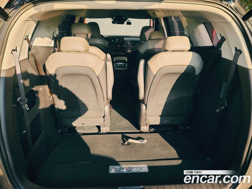 Kia Canival 2025