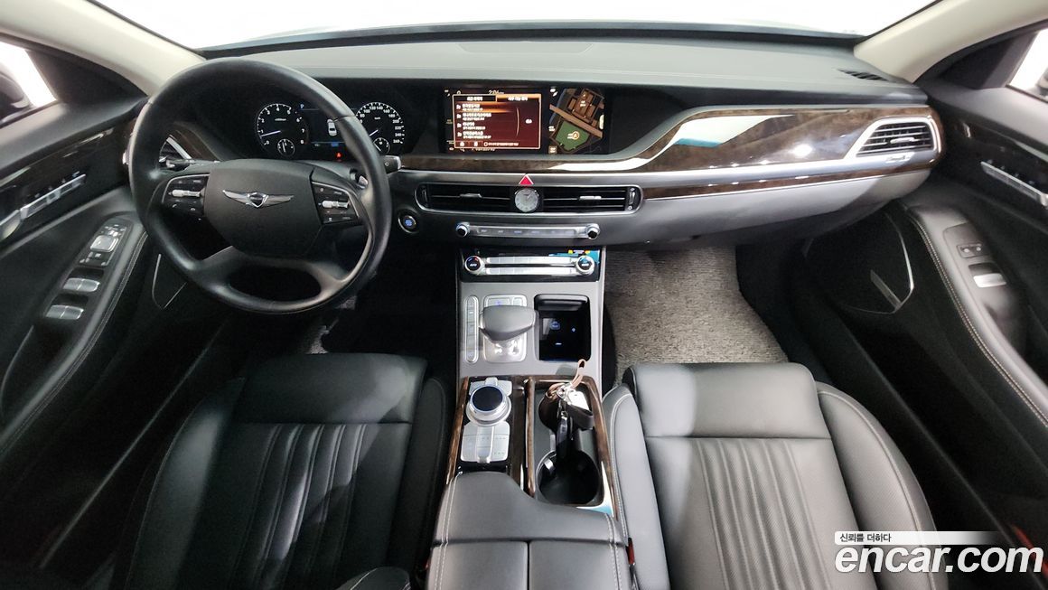Genesis G90 2021