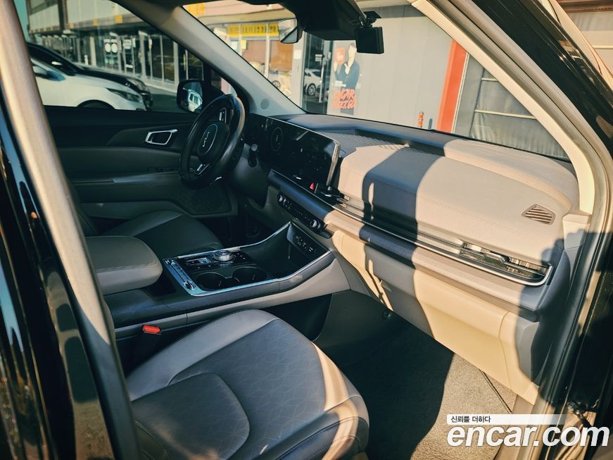 Kia Canival 2025