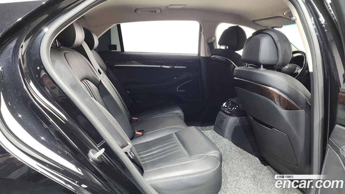 Genesis G90 2021