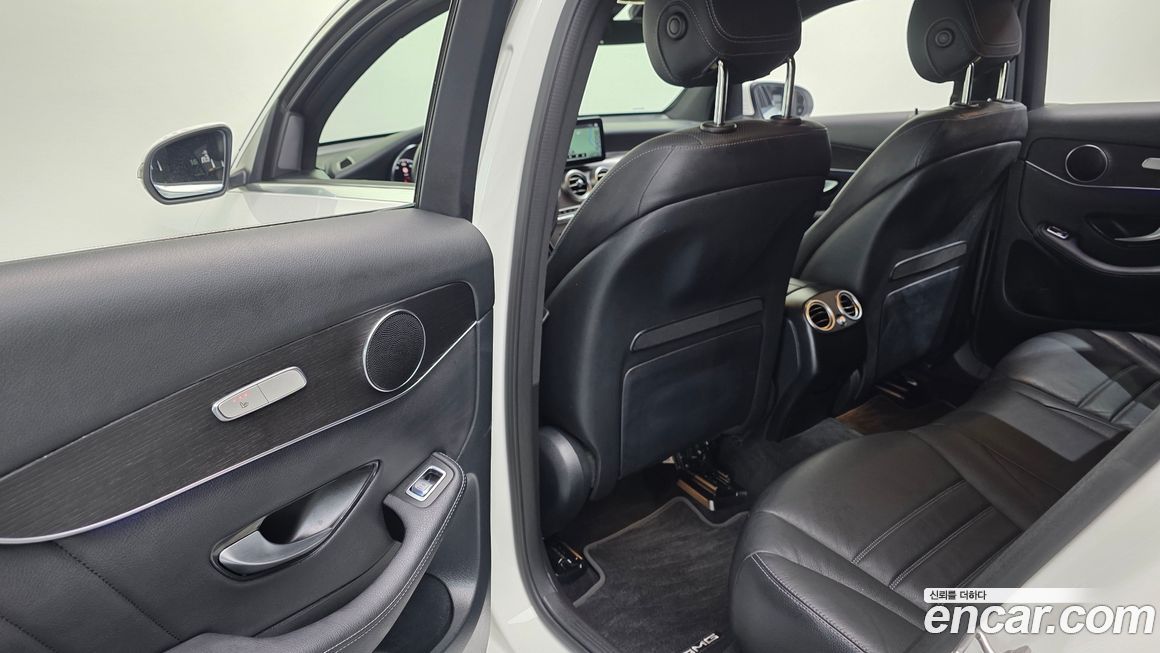 Mercedes-Benz GLC-Class 2020