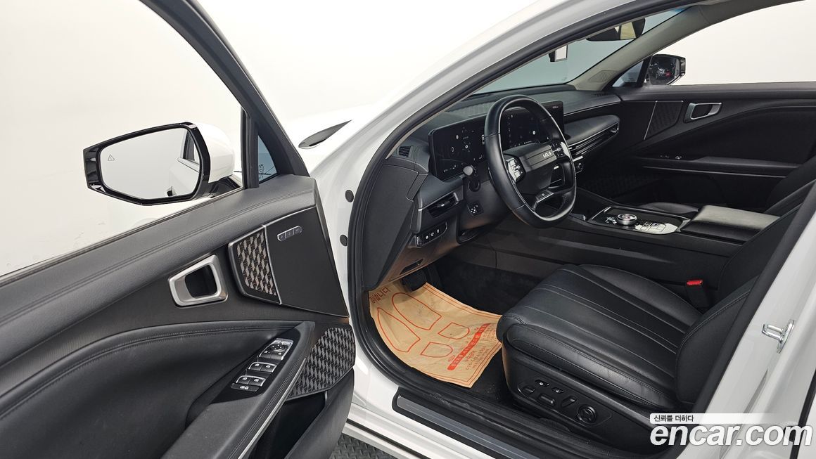 Kia K8 2025