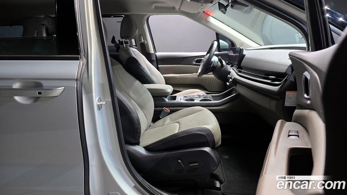 Kia Canival 2024