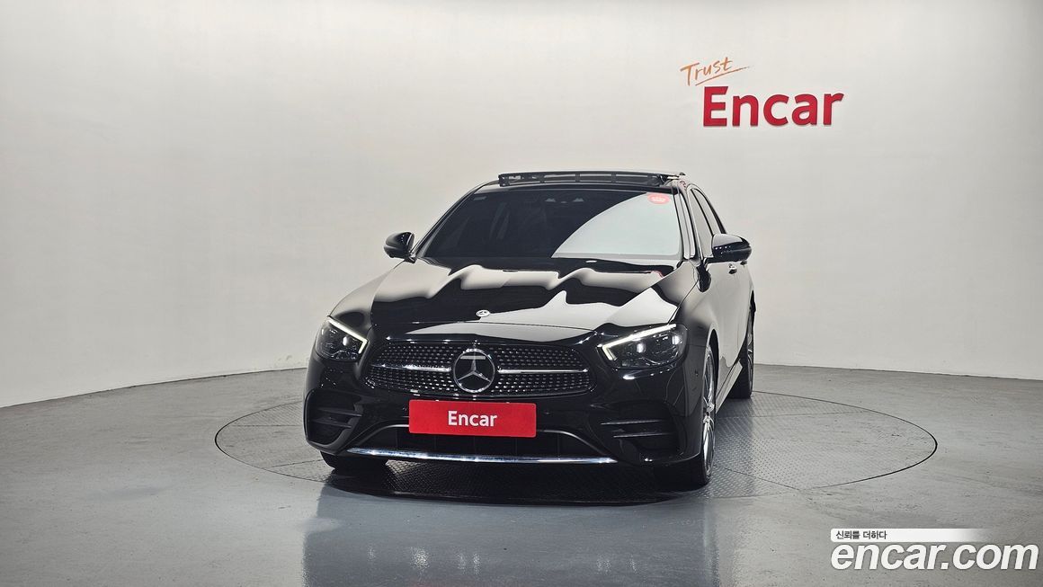Mercedes-Benz E-Class 2022