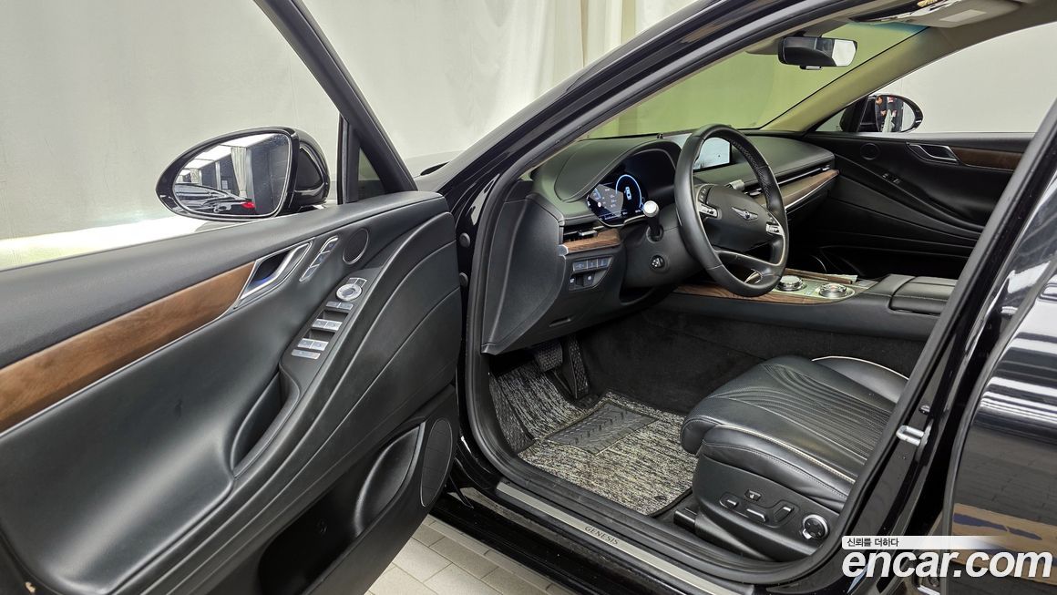 Genesis G80 2023