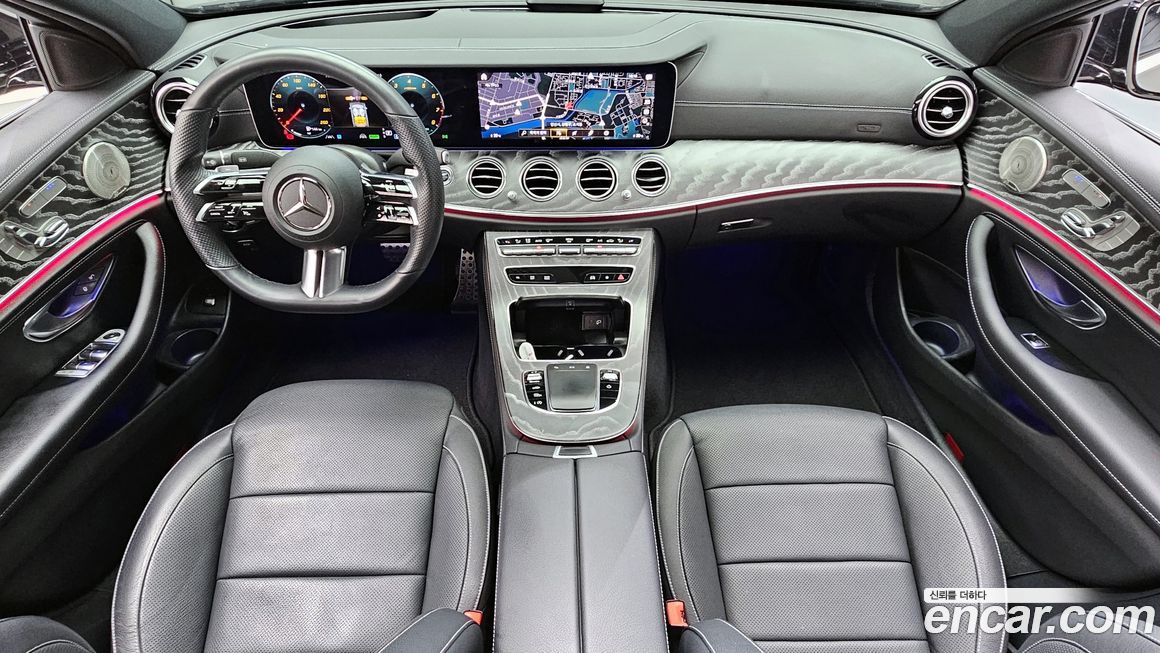 Mercedes-Benz E-Class 2022
