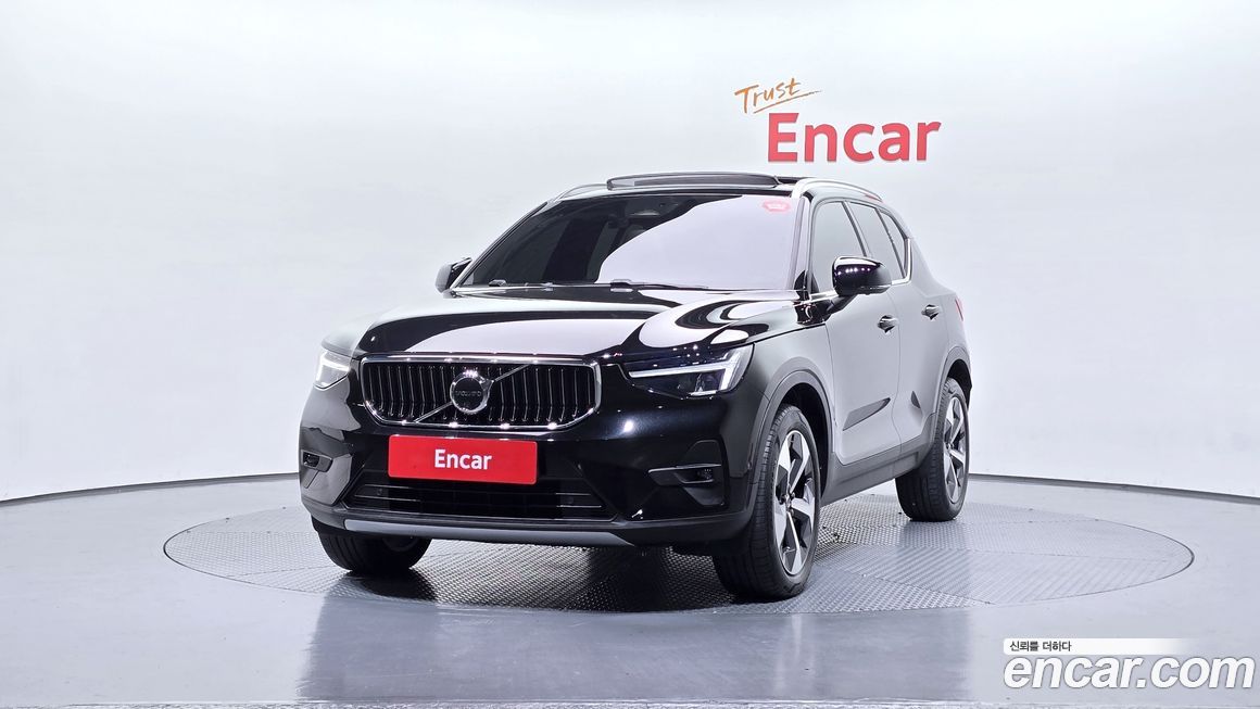 Volvo XC40 2023