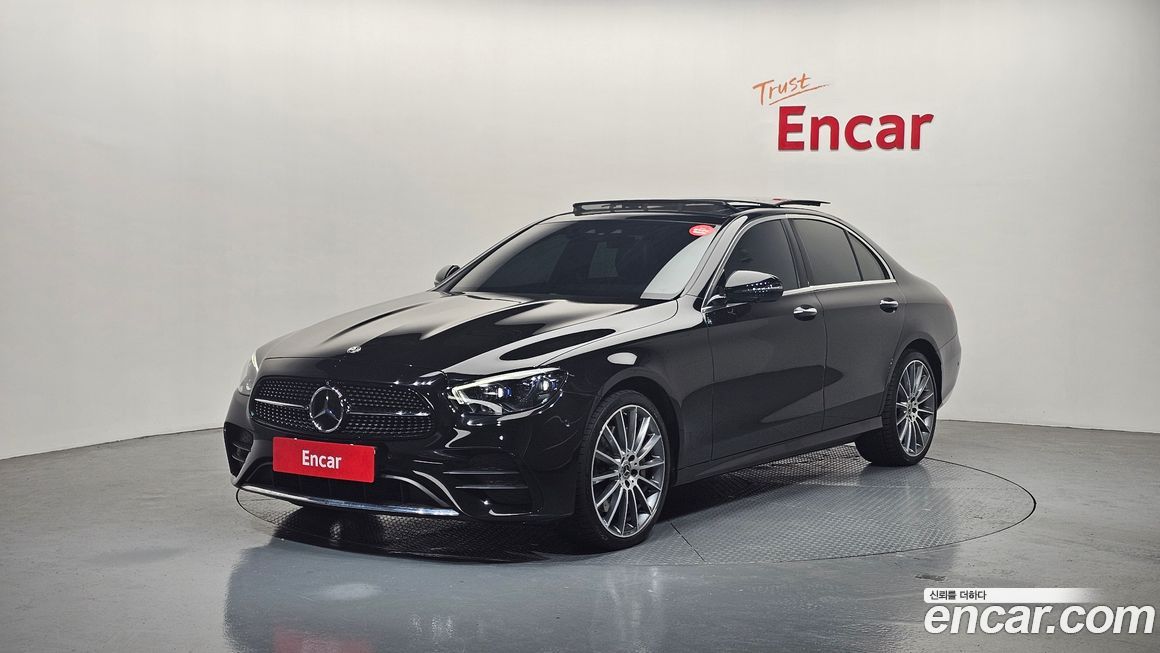 Mercedes-Benz E-Class 2022