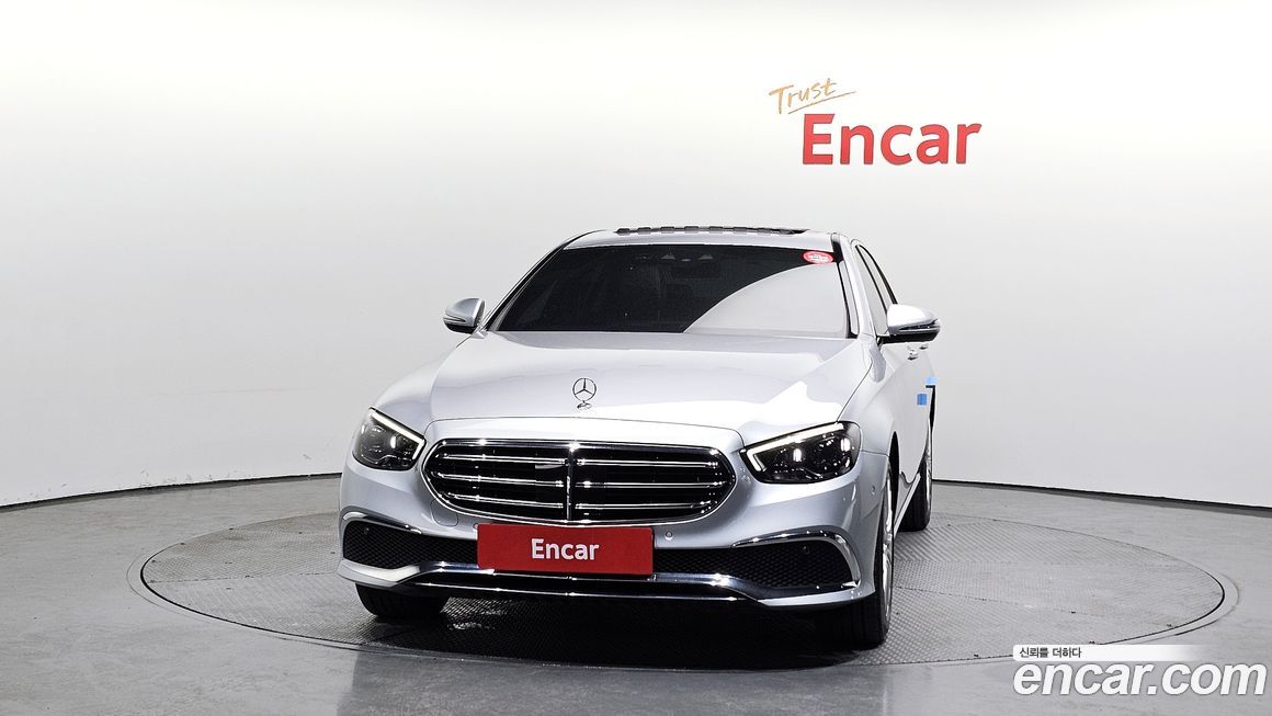 Mercedes-Benz E-Class 2021