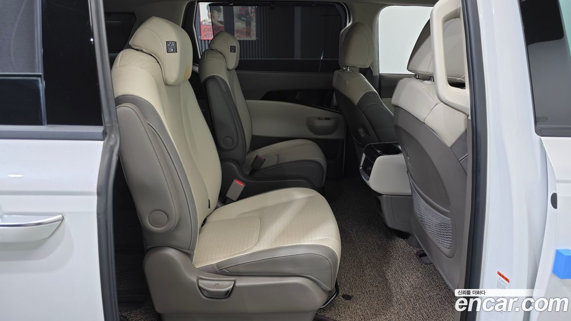 Kia Canival 2024